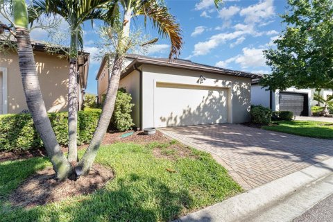 House in Winter Garden, Florida 4 bedrooms, 181.53 sq.m. № 1803939 - photo 30