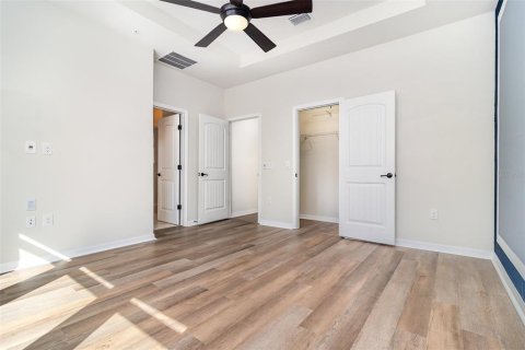 House in Winter Garden, Florida 4 bedrooms, 181.53 sq.m. № 1803939 - photo 26