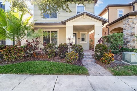 House in Winter Garden, Florida 4 bedrooms, 181.53 sq.m. № 1803939 - photo 1