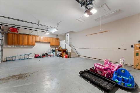 House in Saint Petersburg, Florida 4 bedrooms № 2088655 - photo 5