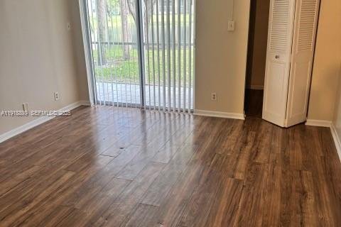 Condominio en venta en Lauderdale Lakes, Florida, 2 dormitorios, 93.09 m2 № 1977159 - foto 12