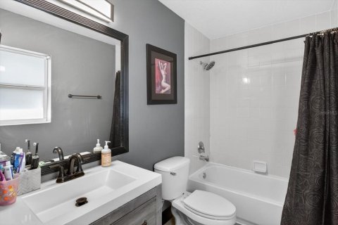 Casa en venta en Largo, Florida, 4 dormitorios, 136.38 m2 № 2096542 - foto 24
