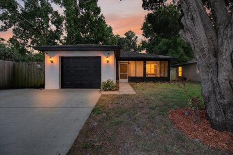 Casa en Largo, Florida 4 dormitorios, 136.38 m2 № 2096542