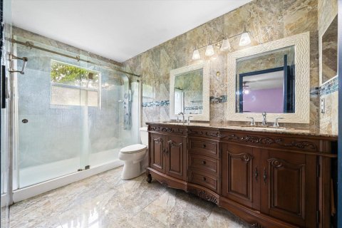 Villa ou maison à vendre à Miramar, Floride: 4 chambres, 224.64 m2 № 2085191 - photo 17