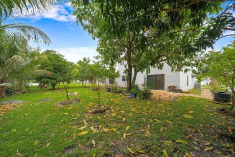Villa ou maison à vendre à Miramar, Floride: 4 chambres, 224.64 m2 № 2085191 - photo 29
