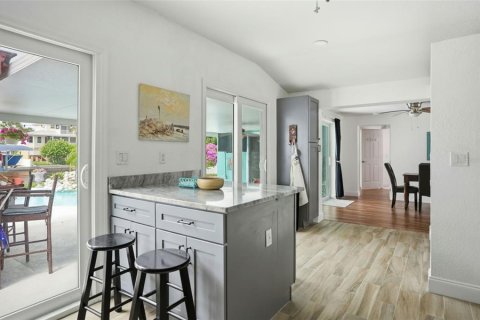 House in Hudson, Florida 3 bedrooms, 149.57 sq.m. № 2122586 - photo 22