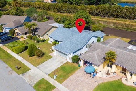 Купить виллу или дом в Бока-Ратон, Флорида 2 спальни, 157.66м2, № 2028581 - фото 8