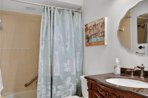 Купить виллу или дом в Бока-Ратон, Флорида 2 спальни, 157.66м2, № 2028581 - фото 22