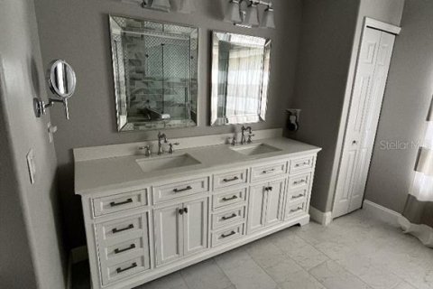 Villa ou maison à vendre à Orlando, Floride: 5 chambres, 307.88 m2 № 2142539 - photo 15