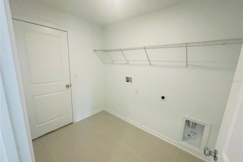 Купить виллу или дом в Дейтона-Бич, Флорида 5 комнат, 169.45м2, № 1903831 - фото 18