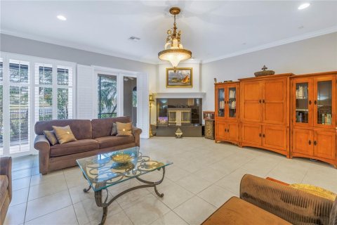 Townhouse in Saint Petersburg, Florida 3 bedrooms, 277.03 sq.m. № 1566805 - photo 20
