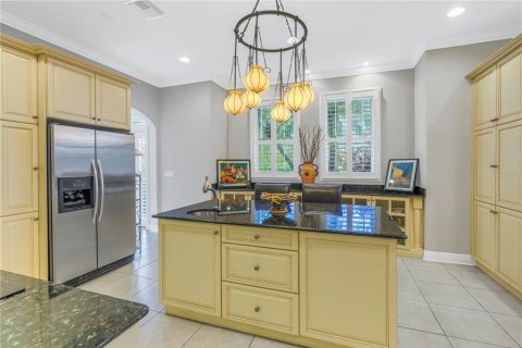 Townhouse in Saint Petersburg, Florida 3 bedrooms, 277.03 sq.m. № 1566805 - photo 15