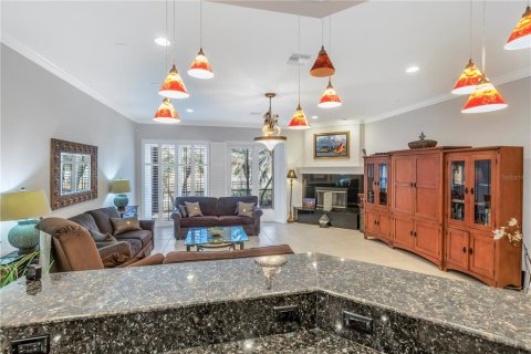 Townhouse in Saint Petersburg, Florida 3 bedrooms, 277.03 sq.m. № 1566805 - photo 16