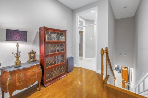 Townhouse in Saint Petersburg, Florida 3 bedrooms, 277.03 sq.m. № 1566805 - photo 23