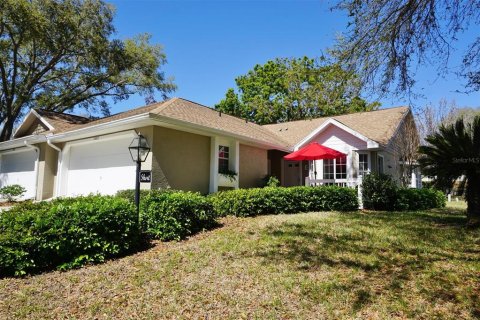 Villa ou maison à vendre à Crystal River, Floride: 2 chambres, 141.03 m2 № 1900826 - photo 2