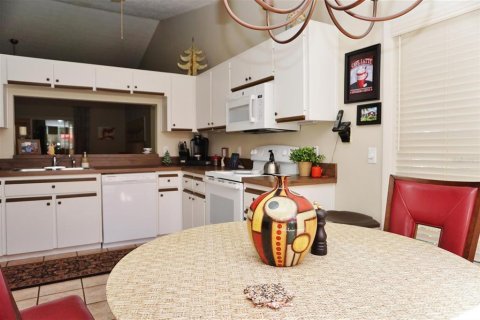 Villa ou maison à vendre à Crystal River, Floride: 2 chambres, 141.03 m2 № 1900826 - photo 14