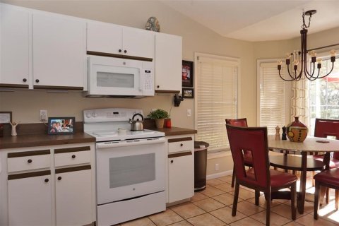 Villa ou maison à vendre à Crystal River, Floride: 2 chambres, 141.03 m2 № 1900826 - photo 11