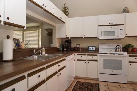 Villa ou maison à vendre à Crystal River, Floride: 2 chambres, 141.03 m2 № 1900826 - photo 10