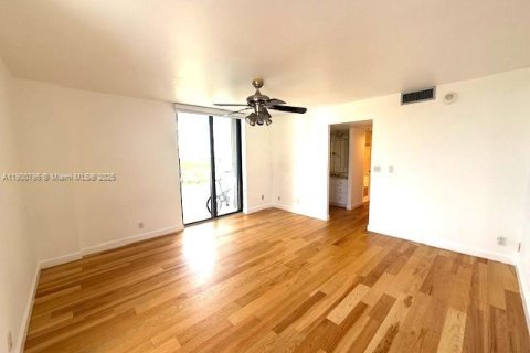 Copropriété à louer à Aventura, Floride: 2 chambres, 114.55 m2 № 1951651 - photo 7