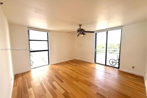 Copropriété à louer à Aventura, Floride: 2 chambres, 114.55 m2 № 1951651 - photo 8