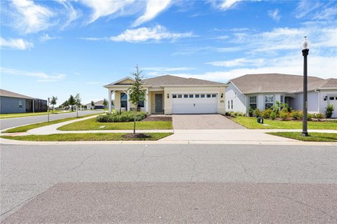 Villa ou maison à Winter Garden, Floride 3 chambres, 190.82 m2 № 2195698