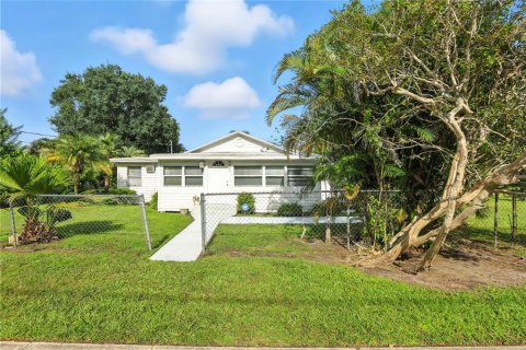 Casa en venta en Sanford, Florida, 3 dormitorios, 171.13 m2 № 1876641 - foto 5