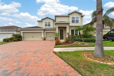 House in Riverview, Florida 4 bedrooms, 325.07 sq.m. № 2209035 - photo 2