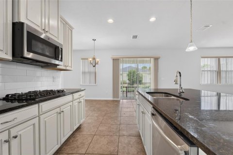 House in Riverview, Florida 4 bedrooms, 325.07 sq.m. № 2209035 - photo 12