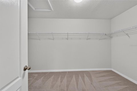 House in Riverview, Florida 4 bedrooms, 325.07 sq.m. № 2209035 - photo 24