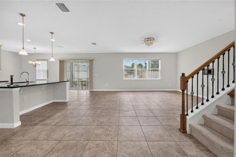 House in Riverview, Florida 4 bedrooms, 325.07 sq.m. № 2209035 - photo 9