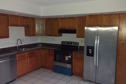 Condo in Miami, Florida, 3 bedrooms  № 2033360 - photo 12