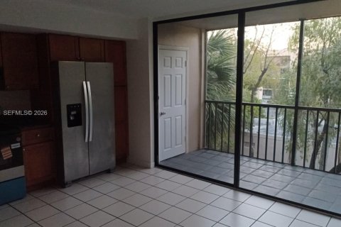 Condo in Miami, Florida, 3 bedrooms  № 2033360 - photo 13