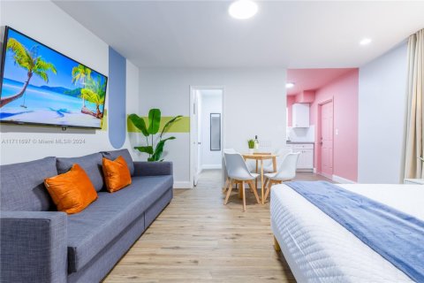 Immobilier commercial à vendre à Fort Lauderdale, Floride № 1985463 - photo 16