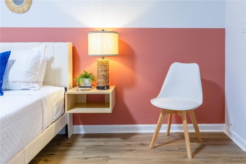 Immobilier commercial à vendre à Fort Lauderdale, Floride № 1985463 - photo 8