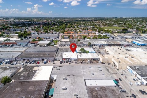 Immobilier commercial à vendre à Hialeah, Floride № 1939192 - photo 6