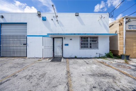 Immobilier commercial à vendre à Hialeah, Floride № 1939192 - photo 3