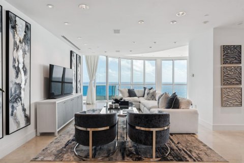 Condominio en venta en Lauderdale-by-the-Sea, Florida, 5 dormitorios, 602.01 m2 № 2174209 - foto 5
