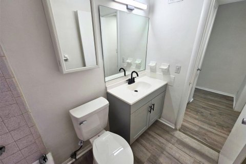 Apartment in Fort Lauderdale, Florida 1 bedroom, 1951.97 sq.m. № 2242270 - photo 14