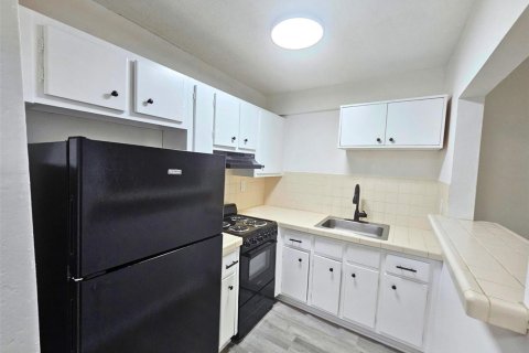 Apartment in Fort Lauderdale, Florida 1 bedroom, 1951.97 sq.m. № 2242270 - photo 4