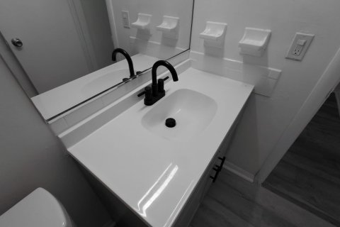 Apartment in Fort Lauderdale, Florida 1 bedroom, 1951.97 sq.m. № 2242270 - photo 15
