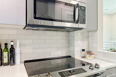 Condominio en venta en Orlando, Florida, 2 dormitorios, 135.17 m2 № 2156868 - foto 14