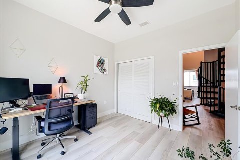 Condominio en venta en Orlando, Florida, 2 dormitorios, 135.17 m2 № 2156868 - foto 23