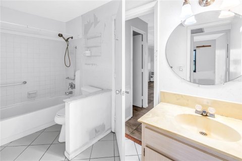 Купить кондоминиум в Клируотер, Флорида 3 комнаты, 74.79м2, № 2222465 - фото 7