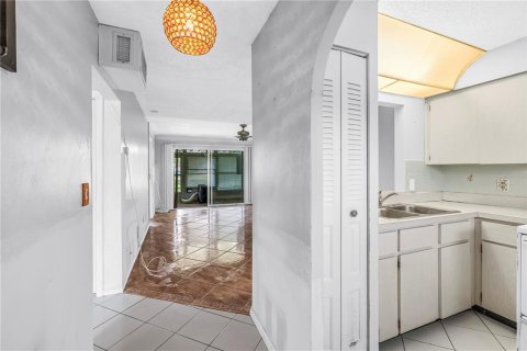 Купить кондоминиум в Клируотер, Флорида 3 комнаты, 74.79м2, № 2222465 - фото 2