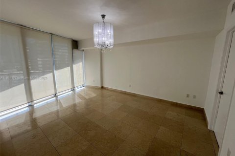 Купить кондоминиум в Майами, Флорида 1 спальня, 91.42м2, № 1970876 - фото 12