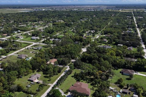 Terreno en venta en Loxahatchee Groves, Florida № 1949938 - foto 13