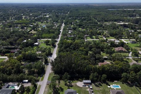 Terreno en venta en Loxahatchee Groves, Florida № 1949938 - foto 9