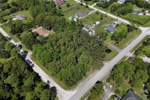 Terreno en venta en Loxahatchee Groves, Florida № 1949938 - foto 18