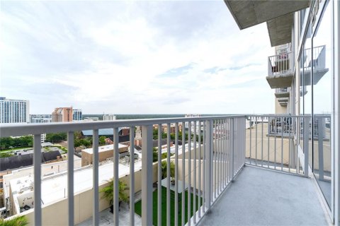 Condo in Orlando, Florida, 1 bedroom  № 1835227 - photo 16