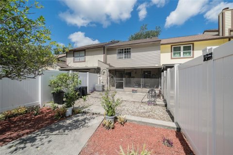 Adosado en venta en Tampa, Florida, 2 dormitorios, 120.96 m2 № 2234505 - foto 15